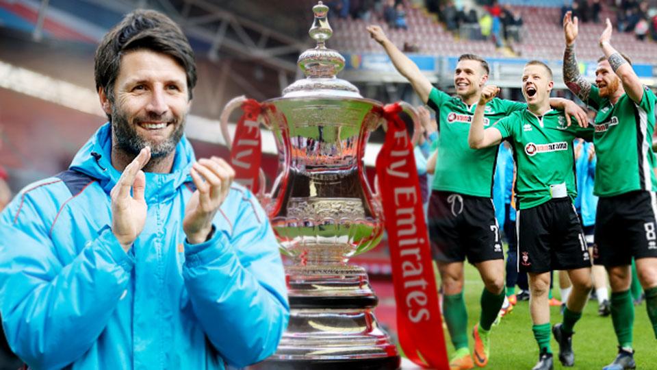 Lincoln City, tim dari kompetisi National League, berhasil mencapai perempatfinal Piala FA dengan mengalahkan Burnley 1-0. - INDOSPORT
